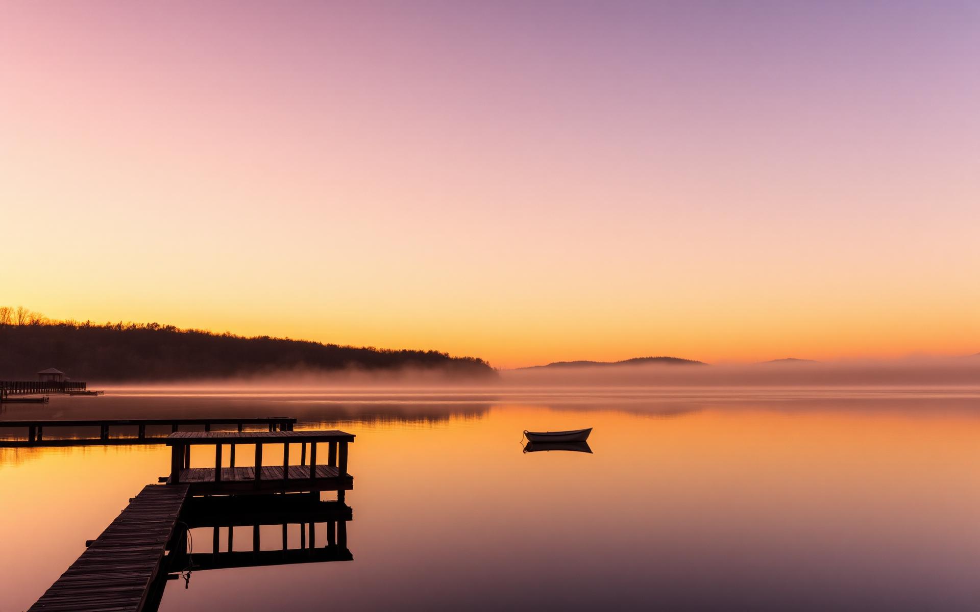 Sunrise on a Georgia lake